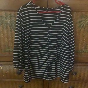 Ladies Blouse top size 3X designer Zac & Rachel